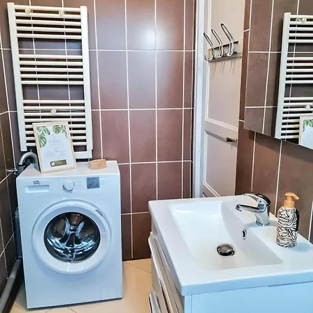 Appartement Le Fleury Moderne 2 Chambres, à Côté Du Salon Du Bourget *